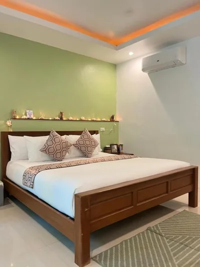 King Room with Two King Beds — Benjamin's Hut